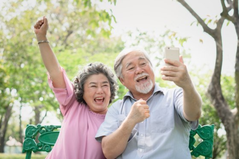 65세 이상 통신비 할인 안내 이미지